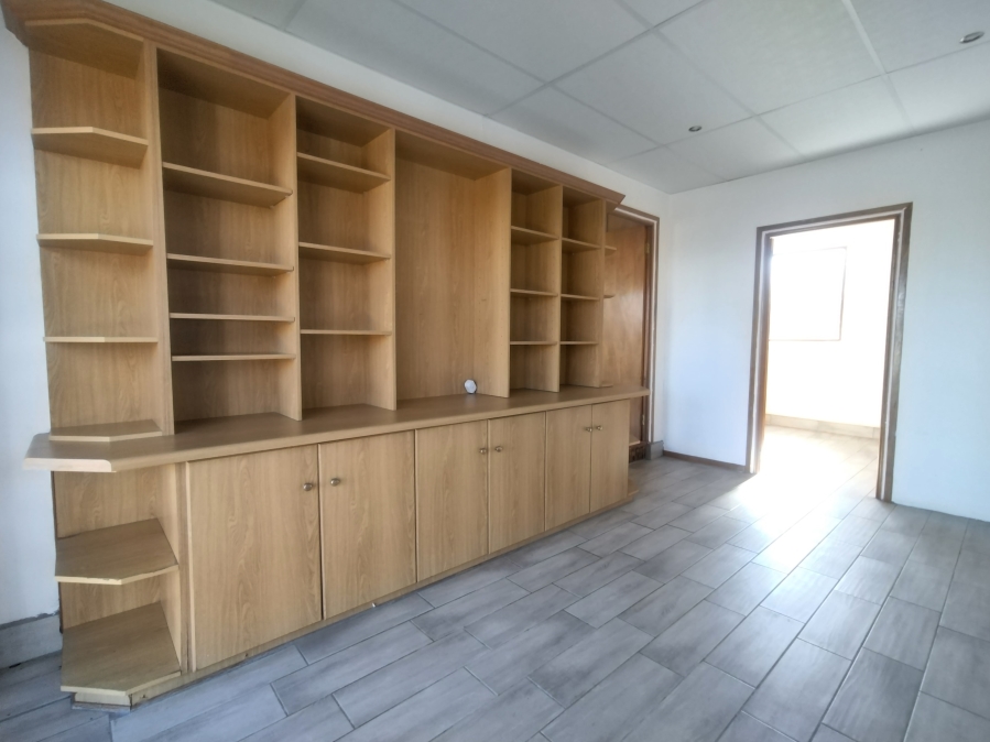 5 Bedroom Property for Sale in Kabeljauws Eastern Cape